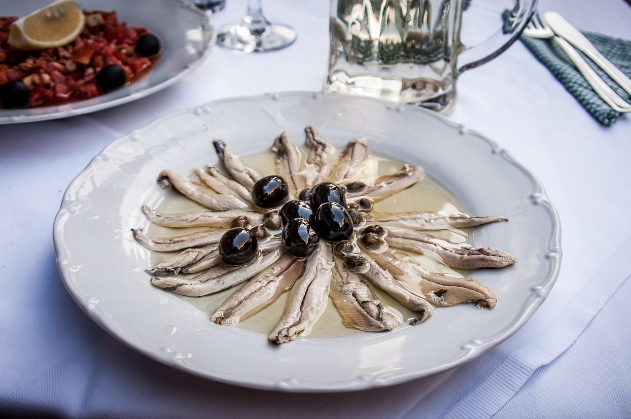 anchovies-241943_1280
